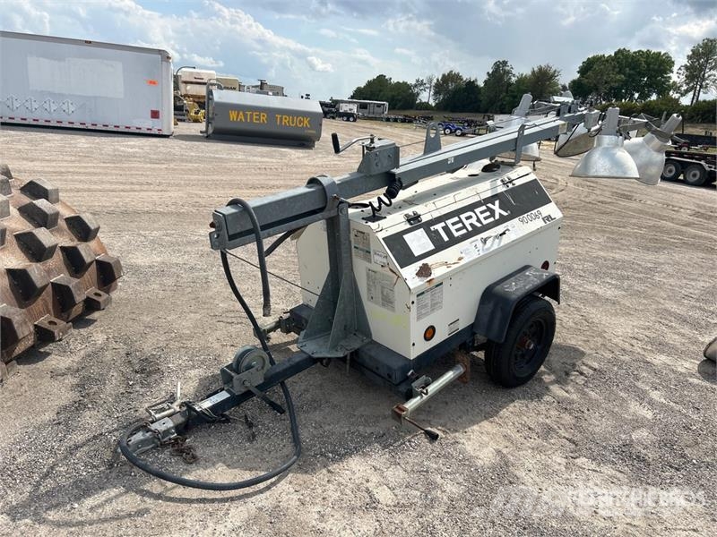 TORRE DE ILUMINACION TEREX / RL4